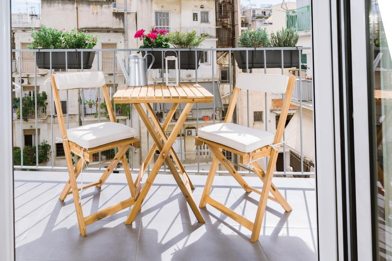 Minimal Apartment On The Shadow Of The Acropolis Athens Luaran gambar